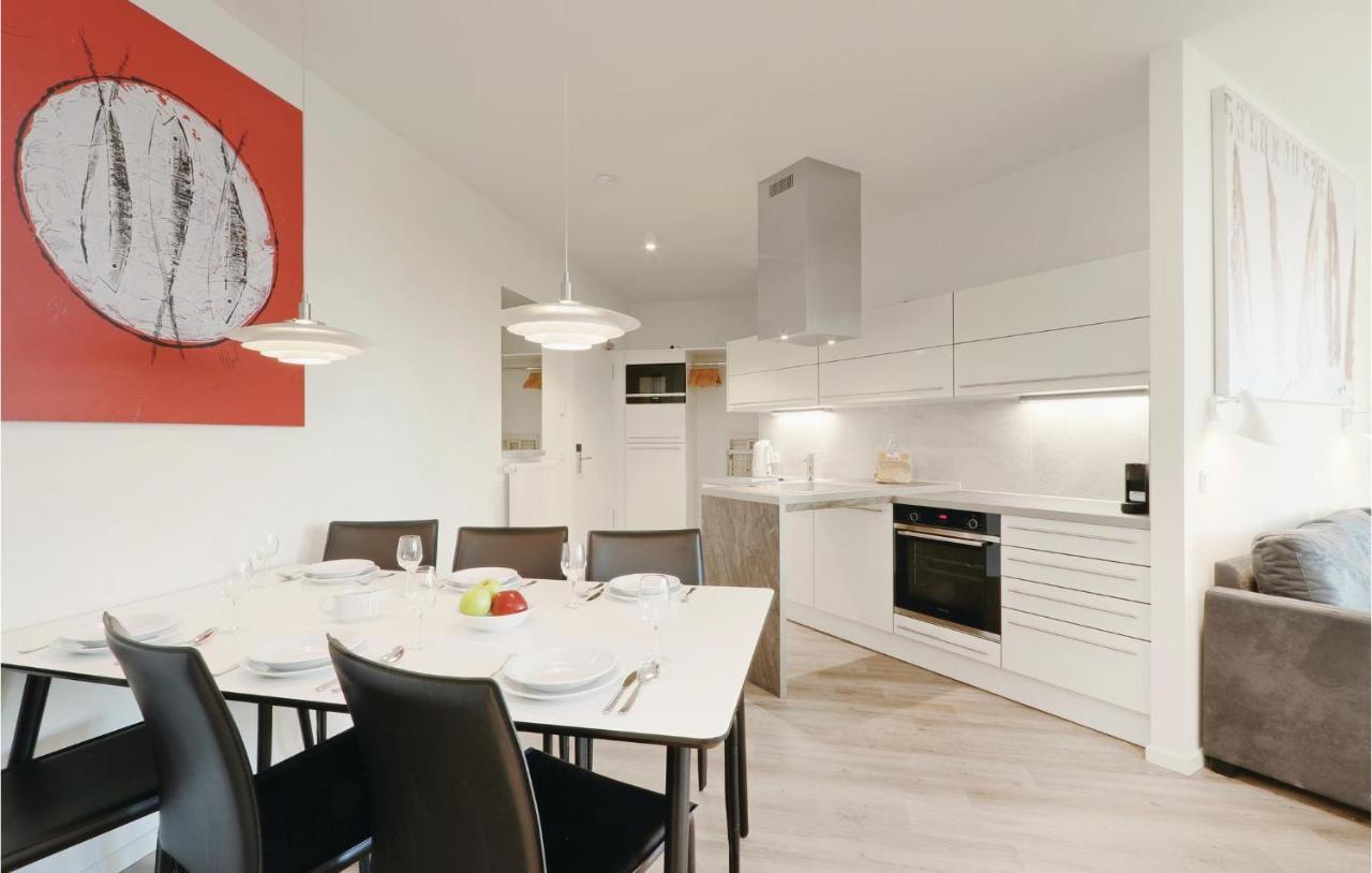 Beautiful apartment in Lbeck Travemnde with 2 Bedrooms, Sauna&WiFi Lübeck Extérieur photo