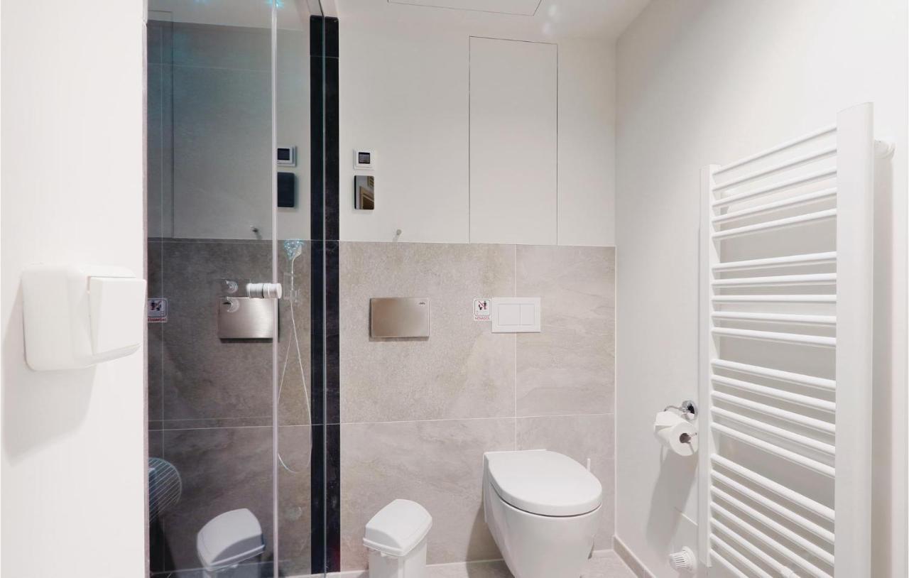 Beautiful apartment in Lbeck Travemnde with 2 Bedrooms, Sauna&WiFi Lübeck Extérieur photo