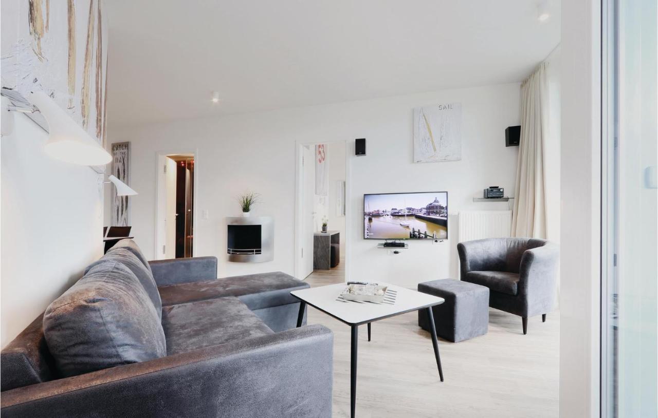Beautiful apartment in Lbeck Travemnde with 2 Bedrooms, Sauna&WiFi Lübeck Extérieur photo